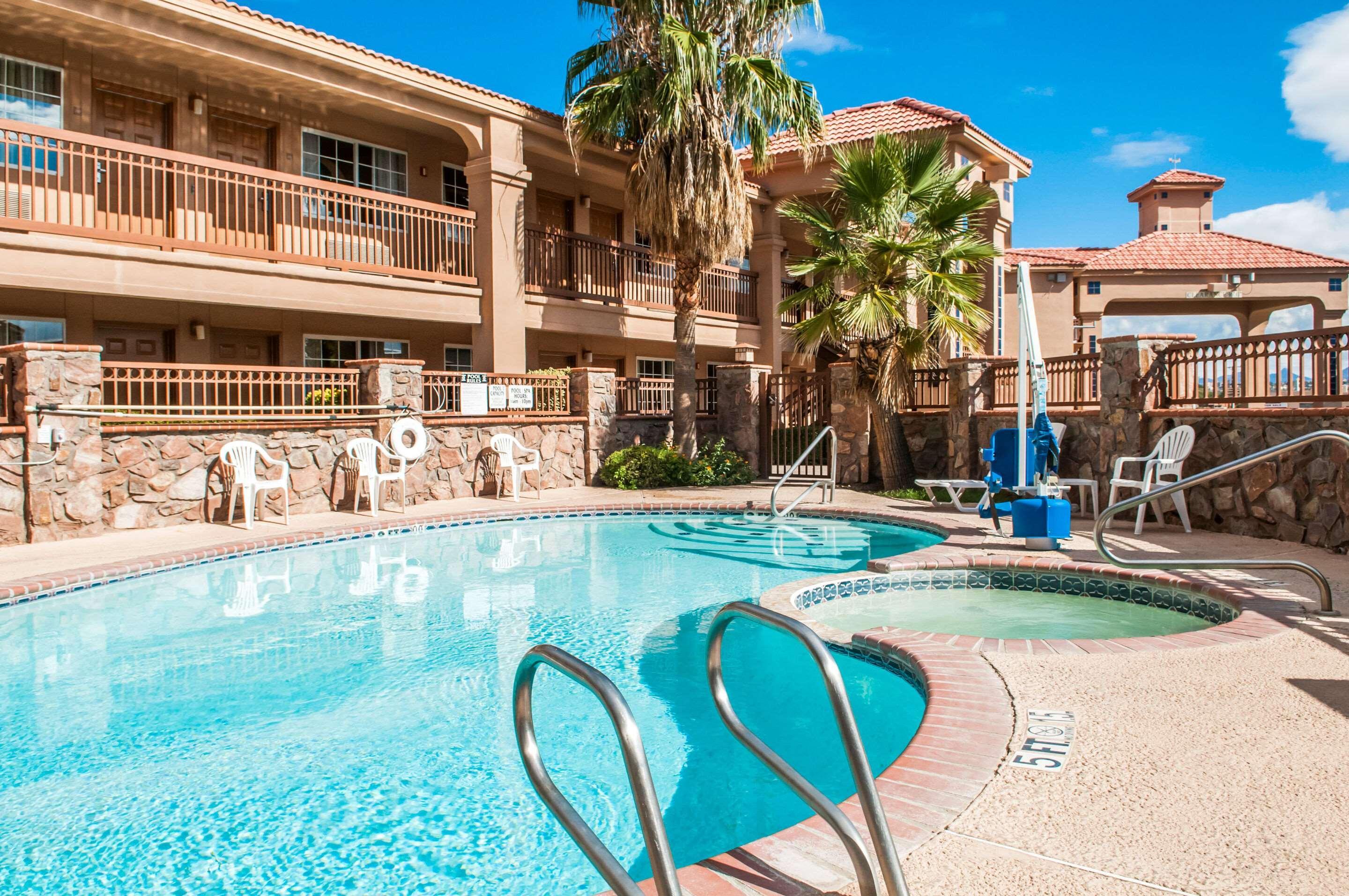 Quality Inn & Suites Las Cruces - University Area Esterno foto