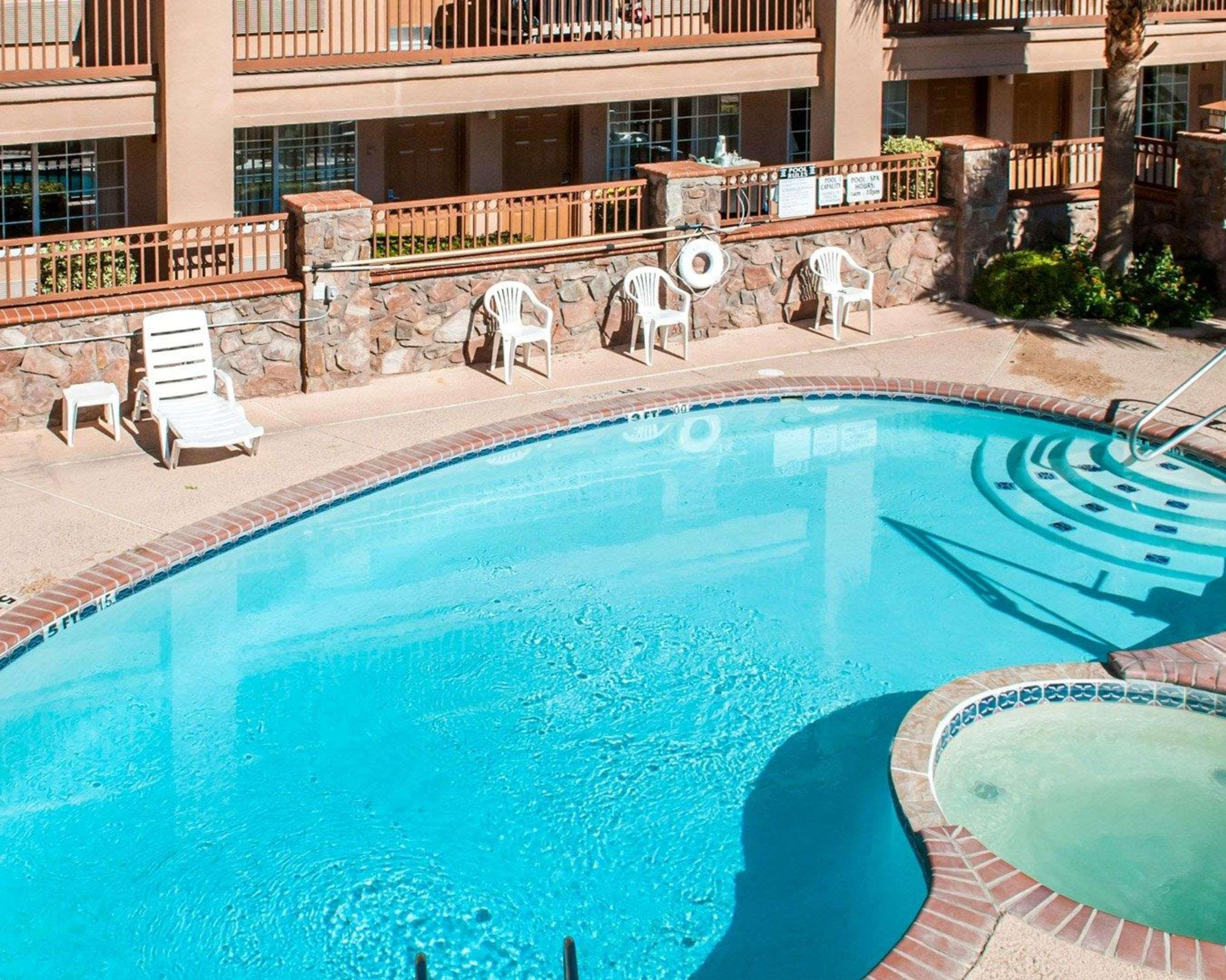 Quality Inn & Suites Las Cruces - University Area Esterno foto